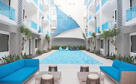 Bloo Bali Hotel